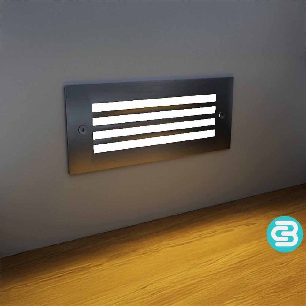 Slatted LED Wall Light – Warm White
